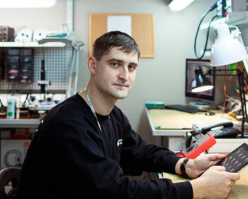 Мастер сервисного центра по ремонту техники Oculus